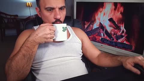 officeman7 online show from 01/25/25, 03:20