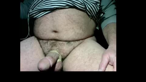 Snapshot of officemanparis chatting on 02/14/25, 10:14 jacques online show from 02/14/25, 10:14