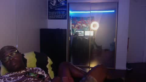 Money online show from 12/03/24, 02:38