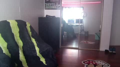 Money online show from 12/21/24, 07:27