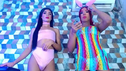 oficialsdollsxxx online show from 12/18/24, 02:53