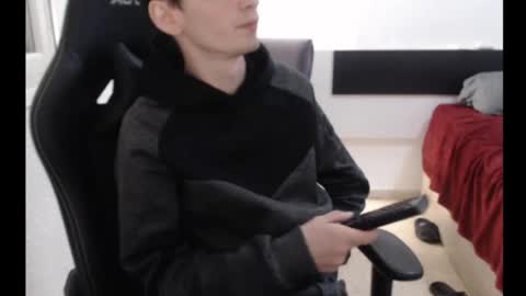 ofsolovicio online show from 11/30/25, 07:18