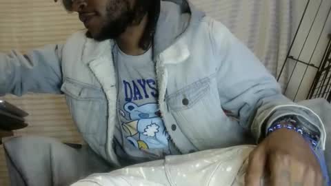 Snapshot of ogdigbick chatting on 02/27/25, 04:53 OGDigBick online show from 02/27/25, 04:53