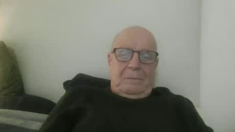 oggi95 online show from 11/26/25, 04:41