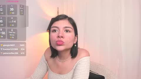 Snapshot of oh__holly chatting on 02/25/25, 03:31  Holly  online show from 02/25/25, 03:31