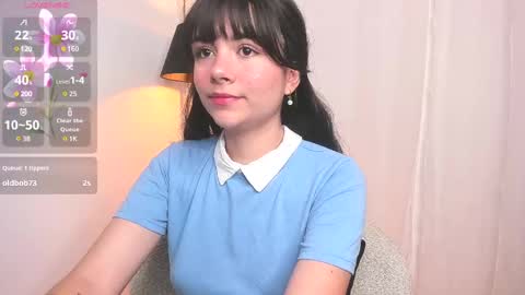 Snapshot of oh__holly chatting on 03/12/25, 01:36  Holly  online show from 03/12/25, 01:36