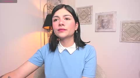 Snapshot of oh__holly chatting on 10/06/25, 01:14  Holly  online show from 10/06/25, 01:14
