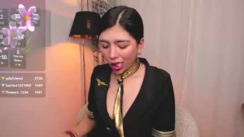 Snapshot of oh__holly chatting on 10/24/25, 11:23  Holly  online show from 10/24/25, 11:23