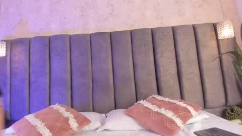 Holly online show from 02/27/25, 07:47