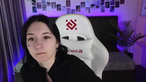 Snapshot of oh_kate_ chatting on 02/22/26, 01:40 oh_kate_ online show from 02/22/26, 01:40