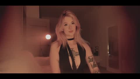 your dear Lilith Chapman online show from 07/17/26, 10:03
