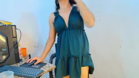 Snapshot of oh_tique chatting on 05/04/26, 06:37 LU online show from 05/04/26, 06:37