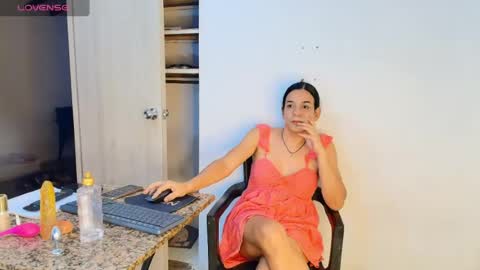 Snapshot of oh_tique chatting on 07/14/26, 06:13 LU online show from 07/14/26, 06:13