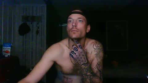 who dares  toss me some  tips lets have fun online show from 12/19/25, 03:46