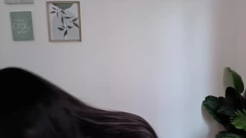 Snapshot of ohanna_ chatting on 09/24/25, 03:59 ohanna_ online show from 09/24/25, 03:59