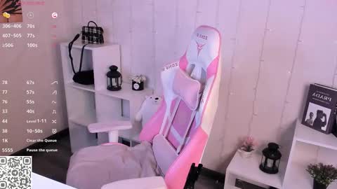 KAYA. online Tu We Th Fr Sa 0100AM - 0800AM Time zone of Germany Munich online show from 03/10/26, 12:04