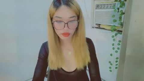 Snapshot of ohmyalessandraxcx chatting on 09/25/25, 05:16 ohmyalessandraxcx online show from 09/25/25, 05:16