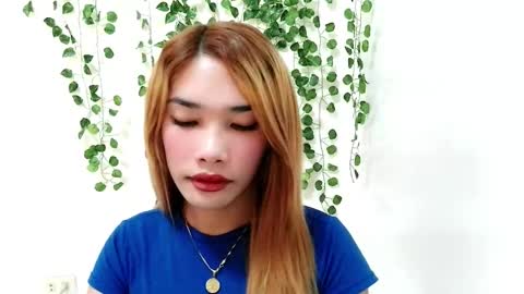 ohmyalessandraxcx online show from 11/17/25, 06:30