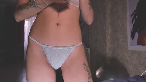 Kmmy online show from 02/16/25, 01:27