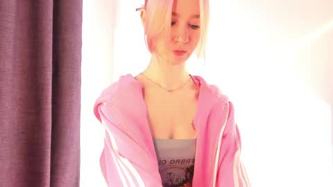 Emi and Ohpi online show from 04/13/26, 12:32