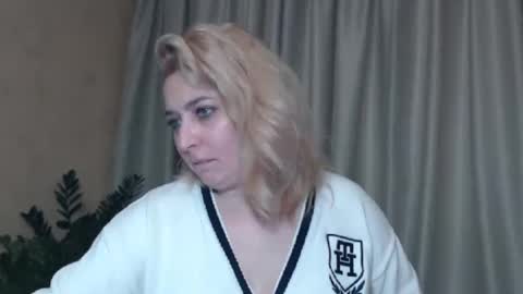 Iren online show from 01/10/25, 10:17