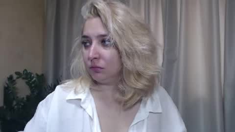 Iren online show from 09/27/25, 06:51