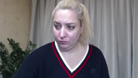 Iren online show from 11/15/25, 07:38