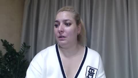 Iren online show from 11/29/25, 07:11