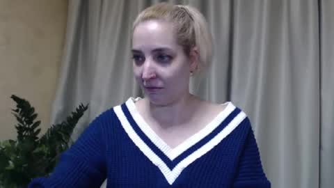 Mari online show from 02/19/25, 06:10