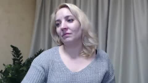 Mari online show from 02/20/25, 02:13