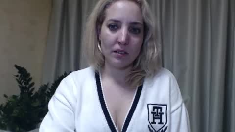 Mari online show from 03/05/25, 02:23