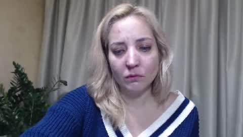 Mari online show from 11/06/25, 06:20