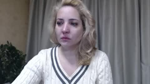 Mari online show from 02/04/26, 04:18