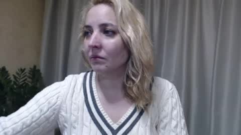 Mari online show from 03/29/26, 01:22