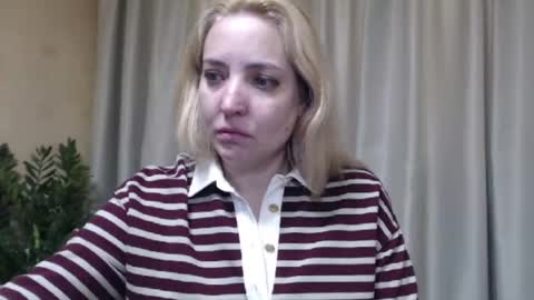 Mari online show from 04/15/26, 02:57