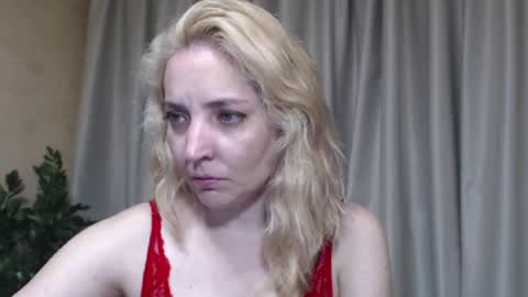 Mari online show from 07/16/26, 04:02