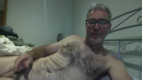 Snapshot of oiledcouple1 chatting on 09/28/25, 10:20 oiledcouple1 online show from 09/28/25, 10:20