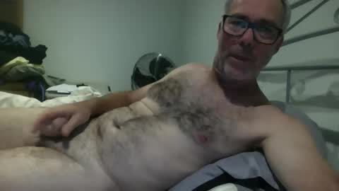 Snapshot of oiledcouple1 chatting on 10/19/25, 08:48 oiledcouple1 online show from 10/19/25, 08:48