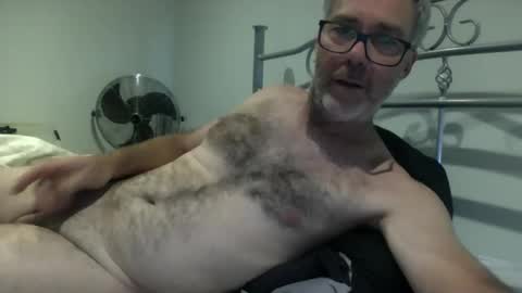 Snapshot of oiledcouple1 chatting on 10/25/25, 10:01 oiledcouple1 online show from 10/25/25, 10:01