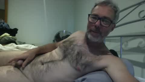 Snapshot of oiledcouple1 chatting on 10/28/25, 09:02 oiledcouple1 online show from 10/28/25, 09:02