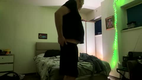 oiljames167 online show from 01/16/26, 01:20