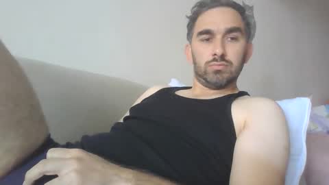 Snapshot of ojack0 chatting on 11/14/25, 09:52 ojack0 online show from 11/14/25, 09:52