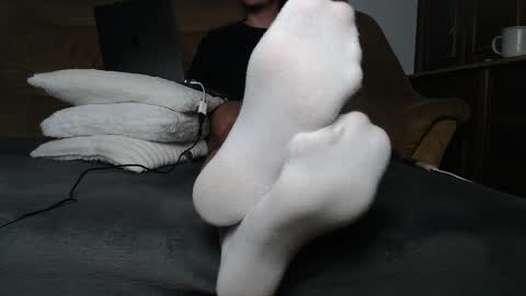 Snapshot of okayletschill chatting on 04/07/26, 10:42 okayletschill online show from 04/07/26, 10:42