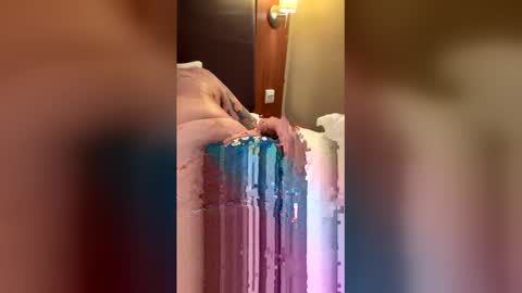 okcacko83 online show from 04/20/26, 10:22