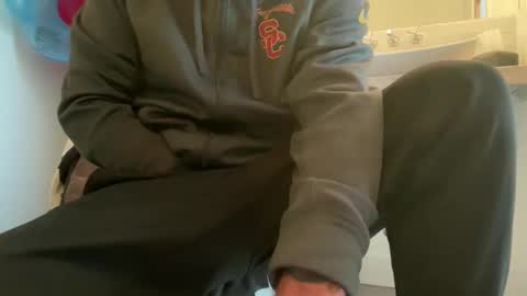 oki42 online show from 11/30/25, 02:21