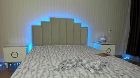 Snapshot of oksanafedorova chatting on 01/30/25, 05:39 Welcome to my fans page online show from 01/30/25, 05:39