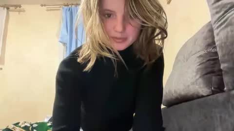 Oktavia7777 online show from 03/08/26, 07:28