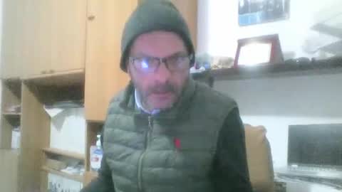 Snapshot of olak21 chatting on 11/29/25, 03:15 olak21 online show from 11/29/25, 03:15