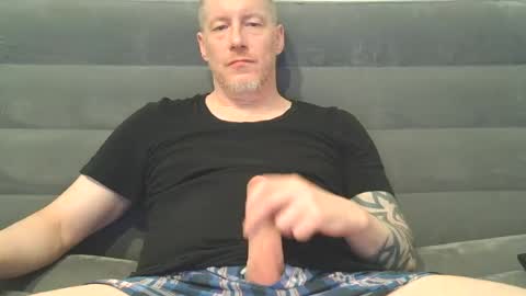 Snapshot of olavdelux chatting on 06/27/26, 06:57 olavdelux online show from 06/27/26, 06:57