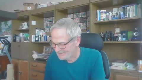 Snapshot of old_javacoder chatting on 03/12/25, 07:38 old_javacoder online show from 03/12/25, 07:38